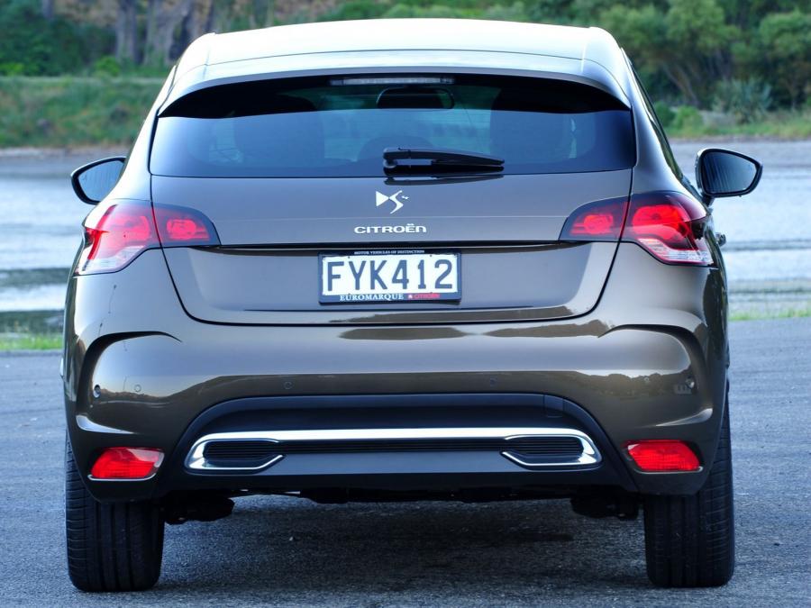  Citroen DS4 2011 года  (AU) (фото 8 из 21)